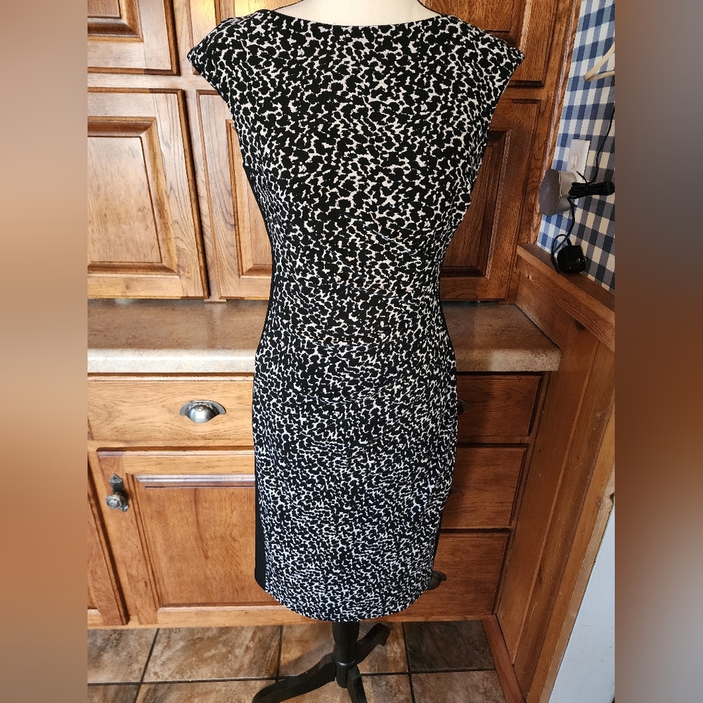 Lauren Ralph Lauren Black and White Sleeveless Dress Size 2